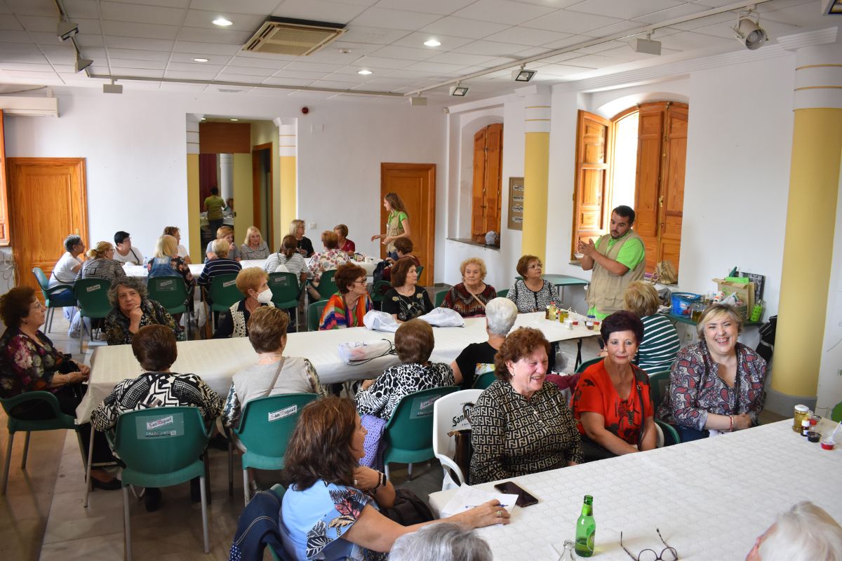 taller segundo encuentro mujeres rurales en fuente vaqueros